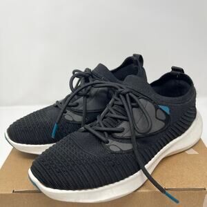Vessi Everyday 2.0 Black Classic Sneakers (Size W 7)